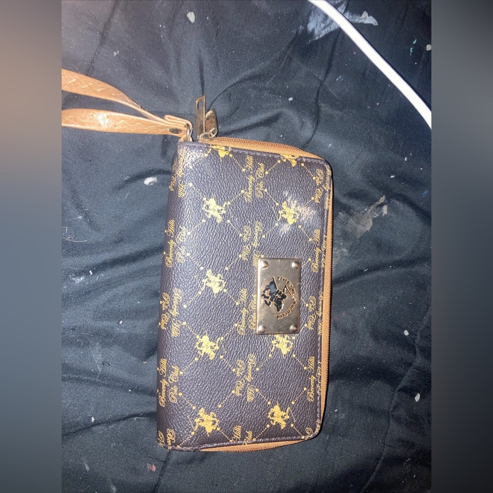 Brown and black been used once